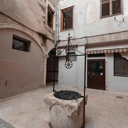 The Crown Of Borelli - Grand Penthouse In Old Town * Zadar