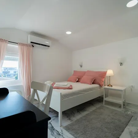 Apartman The Crown Of Borelli - Grand Penthouse In Old Town Zadar