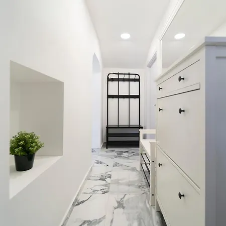 The Crown Of Borelli - Grand Penthouse In Old Town *