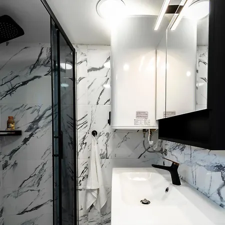 The Crown Of Borelli - Grand Penthouse In Old Town Apartman *